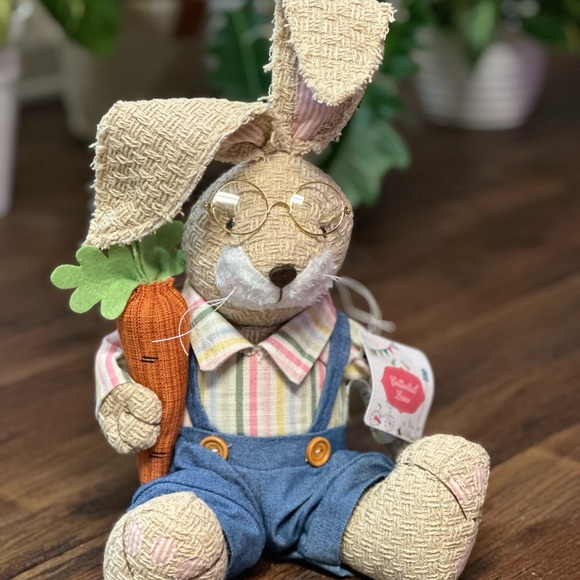 NEW Easter Bunny Rabbit Decor - Picture 4 of 5